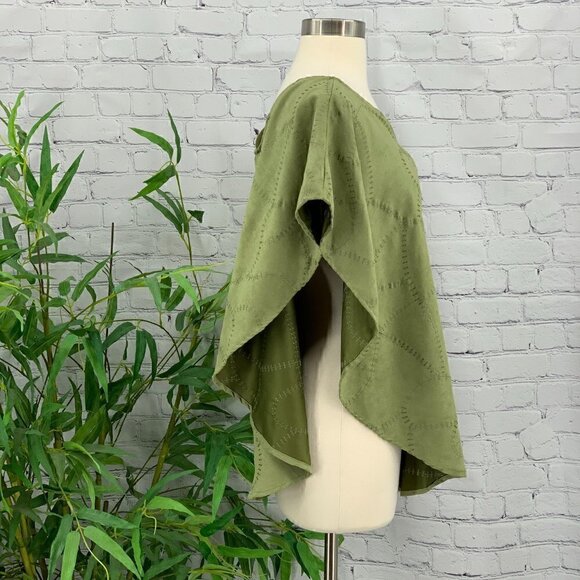 🎉Lovedbaby Green Embroidered Nursing Cover - Picture 2 of 7